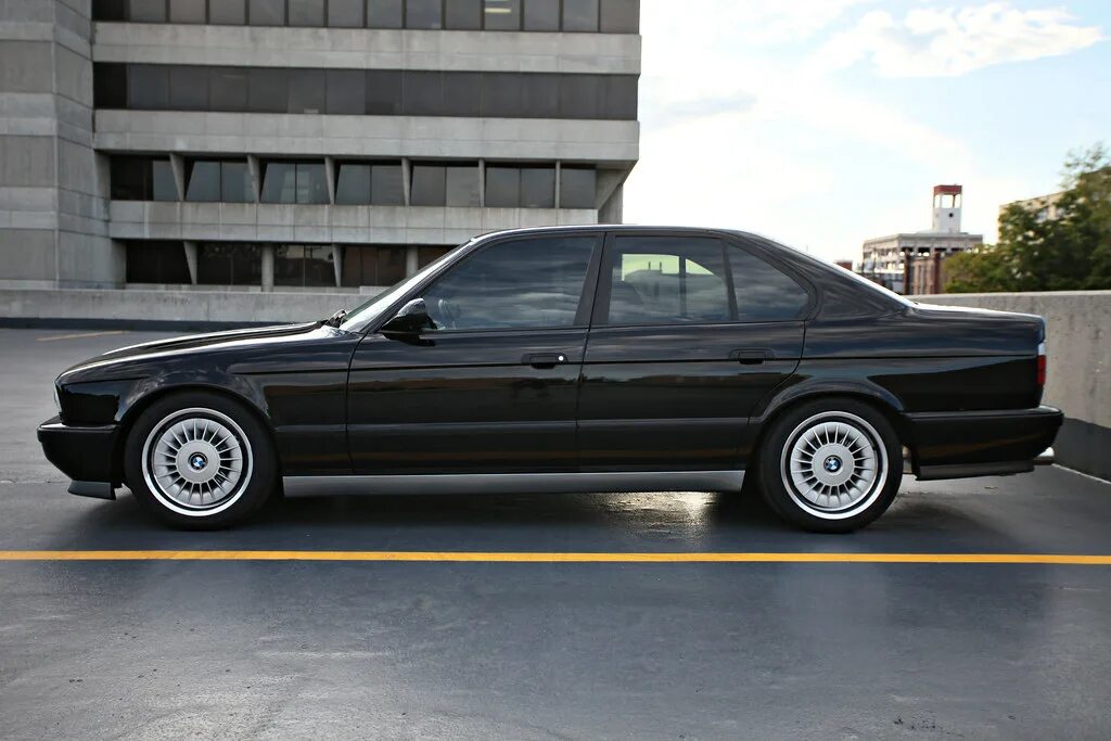 Второй в 5 34. BMW e34 32 стиль. BMW e34 5 стиль. Диски BMW e34 m5 20 стиль. BMW e34 2 стиль.