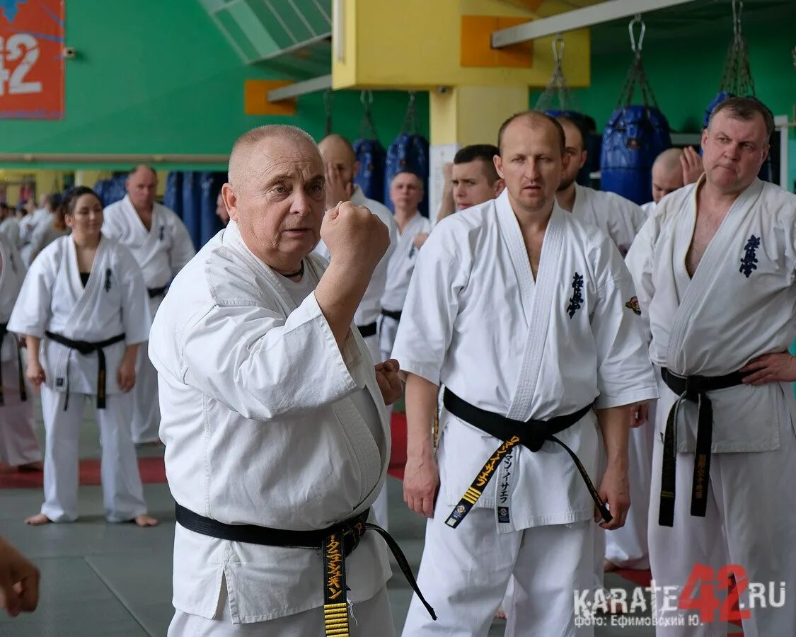 Танюшкин александр иванович кекусинкай. Танюшкин александр иванович каратэ. Танюшкин каратэ кекусинкай. Танюшкин каратэ. Танюшкин александр иванович каратэ.