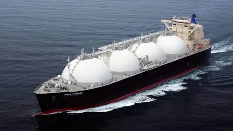 Танкер перевозящий сжиженный газ