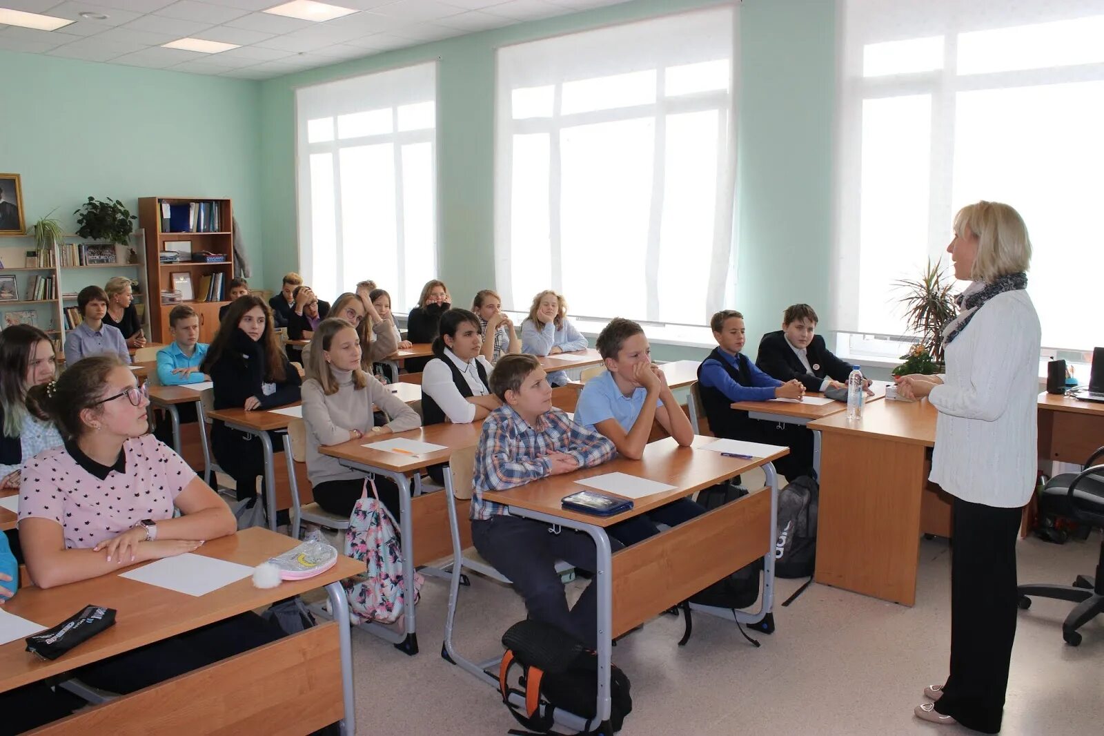 Пилг 27 псков. Пилг 27 псков. 5 школа псков. Инженерно лингвистическая. Инженерно лингвистическая.