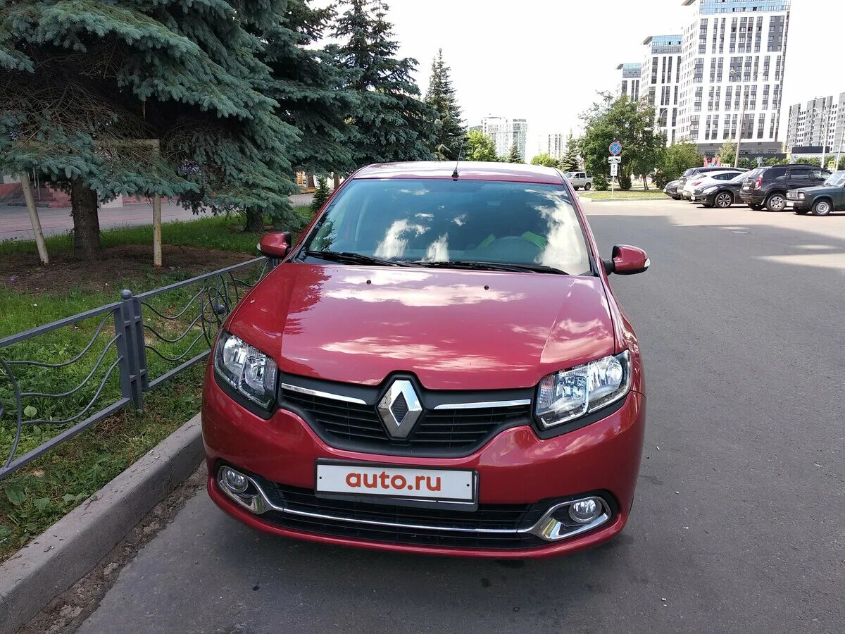 рено красного цвета. ренаулт логан красный. Renault sandero stepway 2013 год. рено красный 2008.