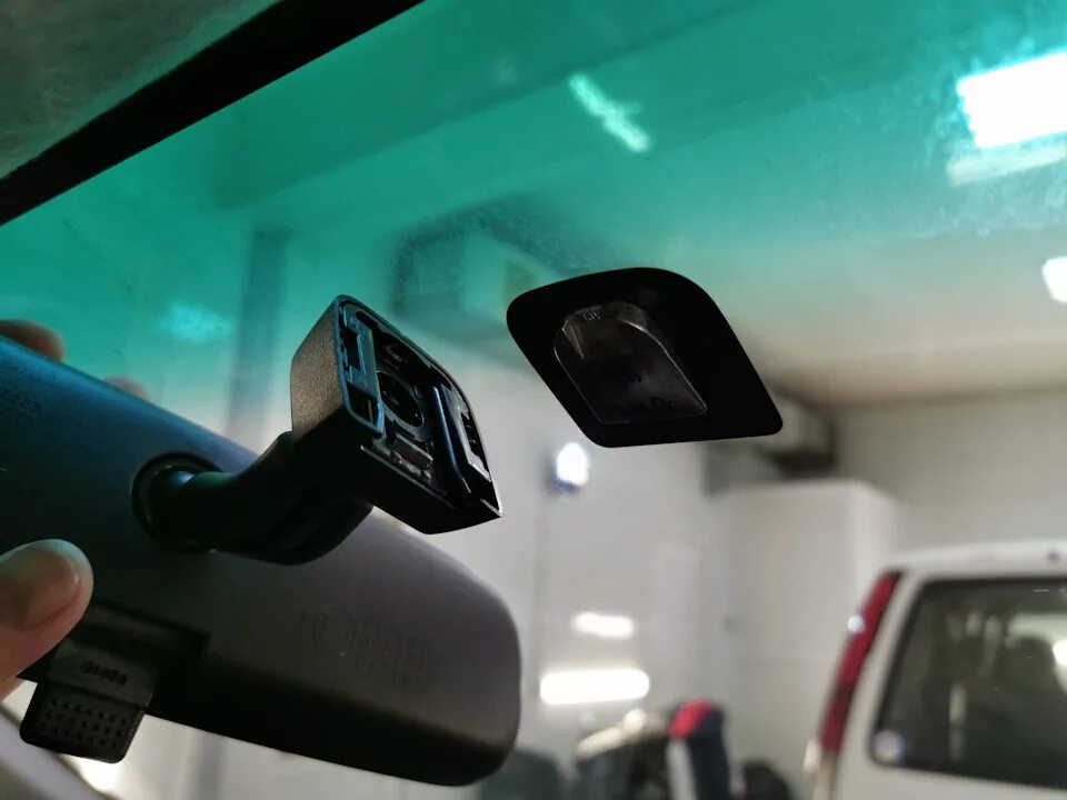 Тойота фортунер 2018 как снять элемент зеркала Зеркальный элемент TOYOTA (Тойота) RAV4 12-18/HARRIER 13-/HILUX/FORTUNER 15- Лев