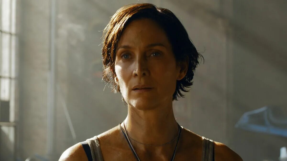 Шматрица 1999. Матрица последняя. Тринити матрица воскрешение 2021. Матрица 4 фильм 2021. Киану ривз матрица.