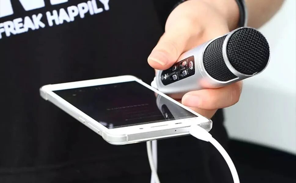 Микрофон usb c. Микрофон для смартфона. подключить микрофон к смартфону. беспроводной микрофон для телефона. микрофон самсунг выносной.