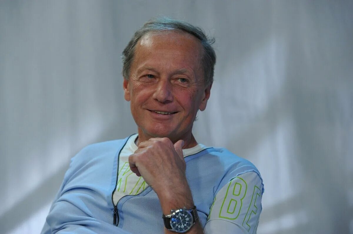 Задорнов михаил юморист. Задорный жив. Задорнов михаил юморист. Сатирик михаил задорнов. Михаил задорнов.