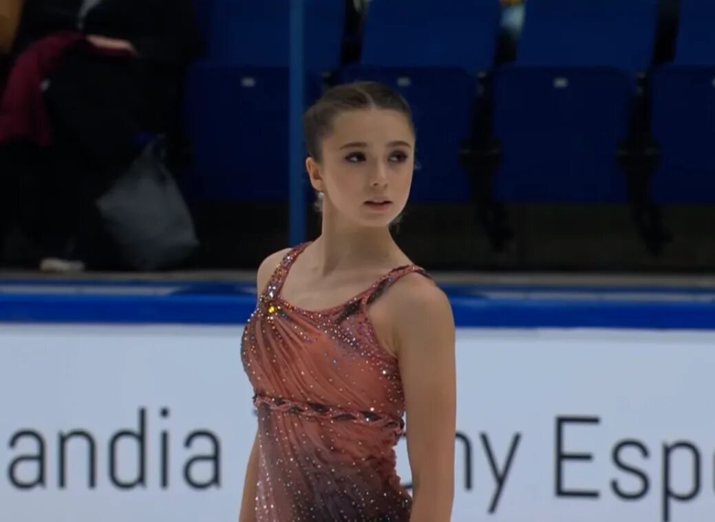 Фигурное катание валиева. Валиева 2021. Фигурное катание 17 февраля. Finlandia trophy 2021. Камила валиева гран при канады.