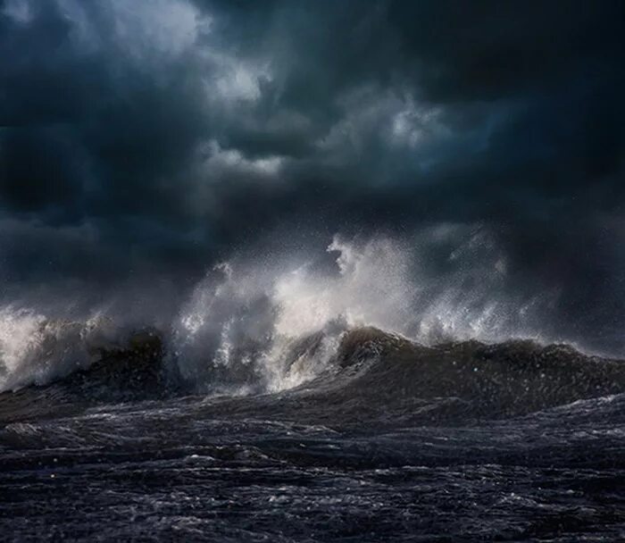 Волны огромные страшные. Северный Ледовитый океан шторм. Атлантический океан шторм. Море шторм. Карское море шторм.