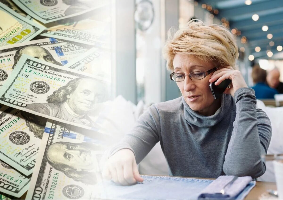 Выбор деньги. Телефонные мошенники картинки. Девушка держит калькулятор ручку. Деньги 7 оператор. Деньги на телефон.