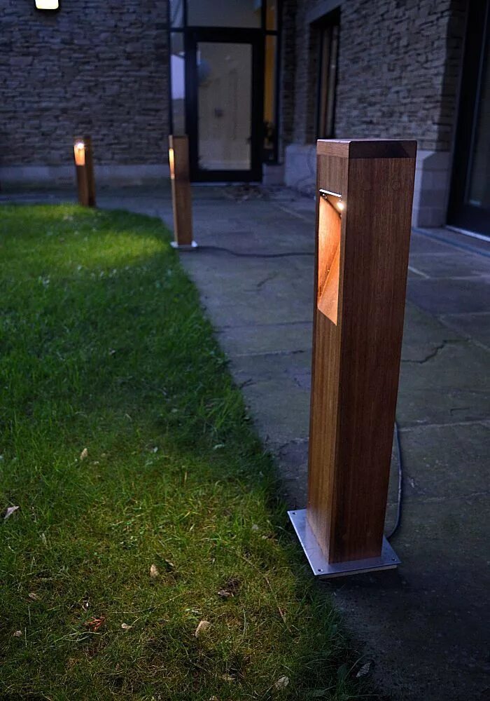 Eco City 700 led Bollard Light Landscape Lighting Design, DIY Outdoor Lighting,. Фонарь на деревянном столбе. Деревянные столбы освещения. Уличный фонарь из дерева. Самодельные столбы