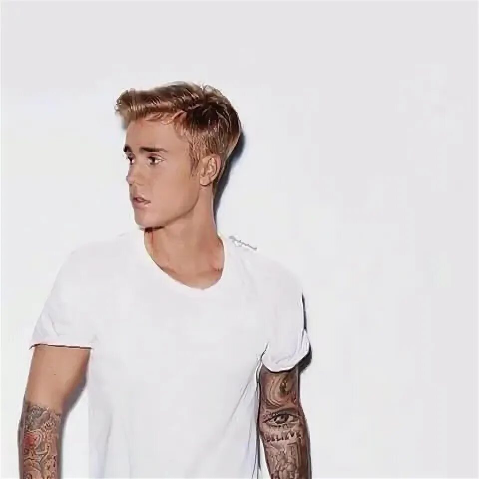 She knows justin bieber
