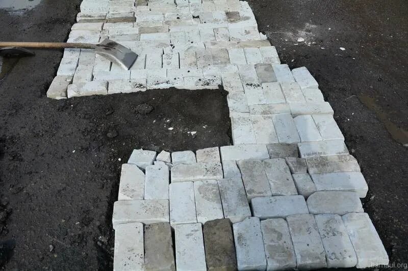 Дорожки из силикатного кирпича своими руками фото