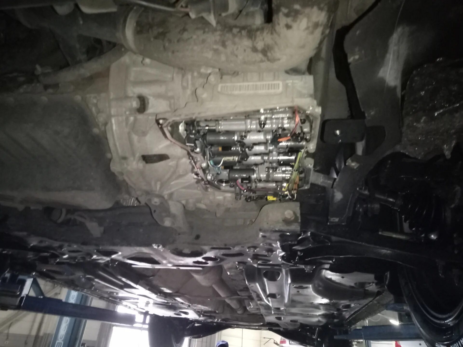 Замена масла в акпп джетта 6. Датчик масла акпп vw jetta. заглушка акпп джетта 6. фольксваген джетта заливная в акпп. маслозаливная пробка акпп jetta 6.
