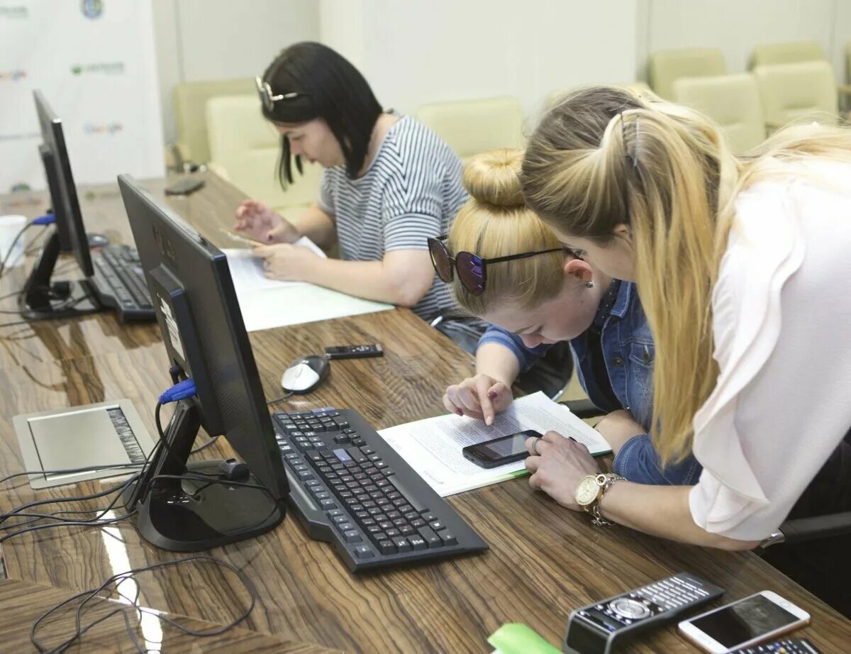 Университеты дистант. Цифровое образование олимпиады. Дистанционное обучение в вузе. Дистант в тюмени. Школа 72/2 тюмень.