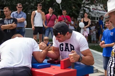 Секция армрестлинга