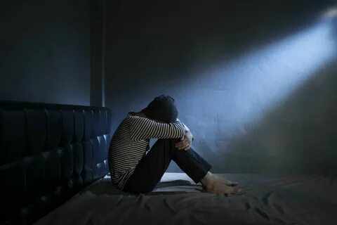 Песня страшно сидеть одной если ночь