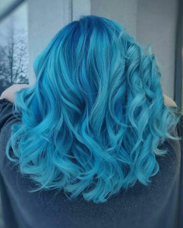 20 Magical Ways to Style a Mermaid Braid Teal hair, Dark teal hair, Mermaid brai