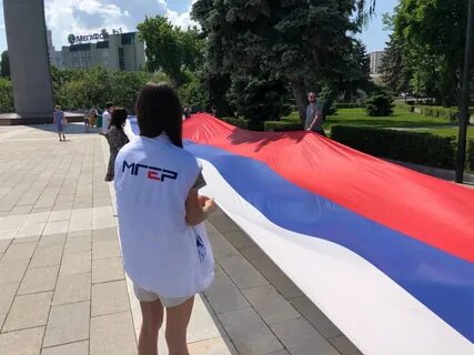 Видео в одессе женщина с российским флагом