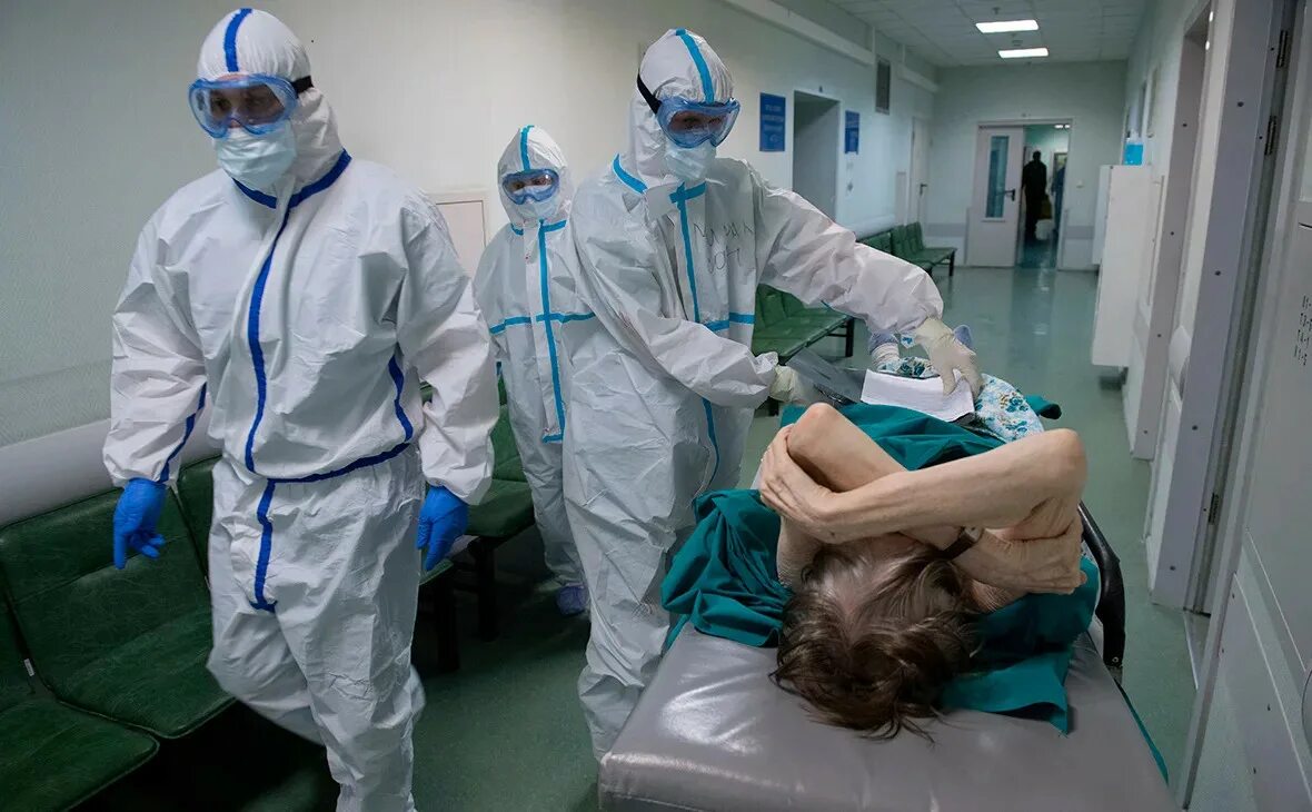 Российские больницы коронавирус. Коронавирус люди в больнице. Коронавирус в красноярском