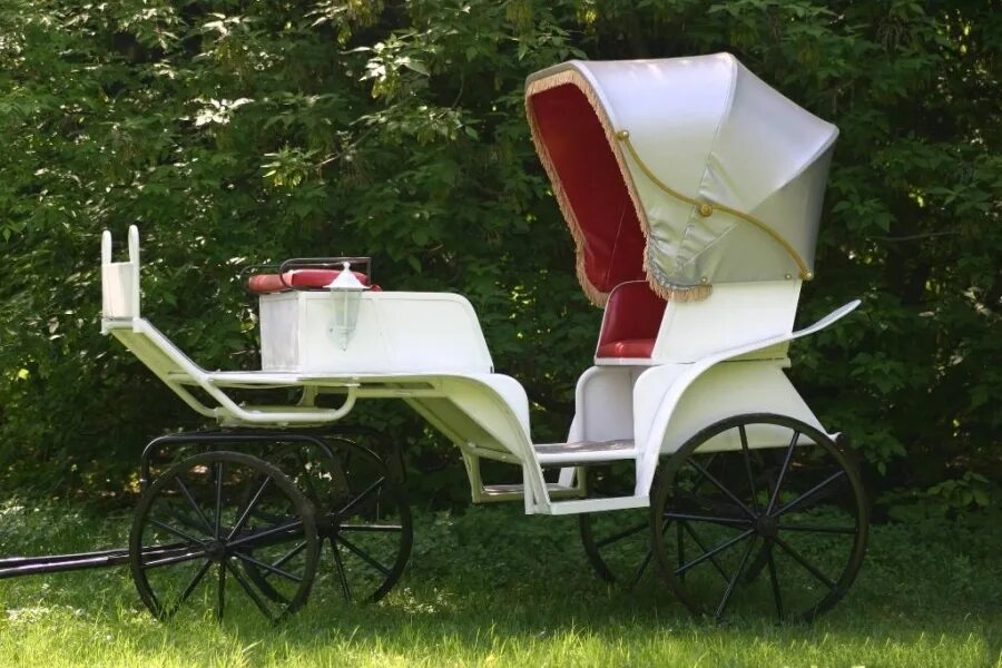 Фаэтон карета французские. Фаэтон рикша. Фаэтон конная коляска. Фаэтон карета. Фаэтон конная коляска.