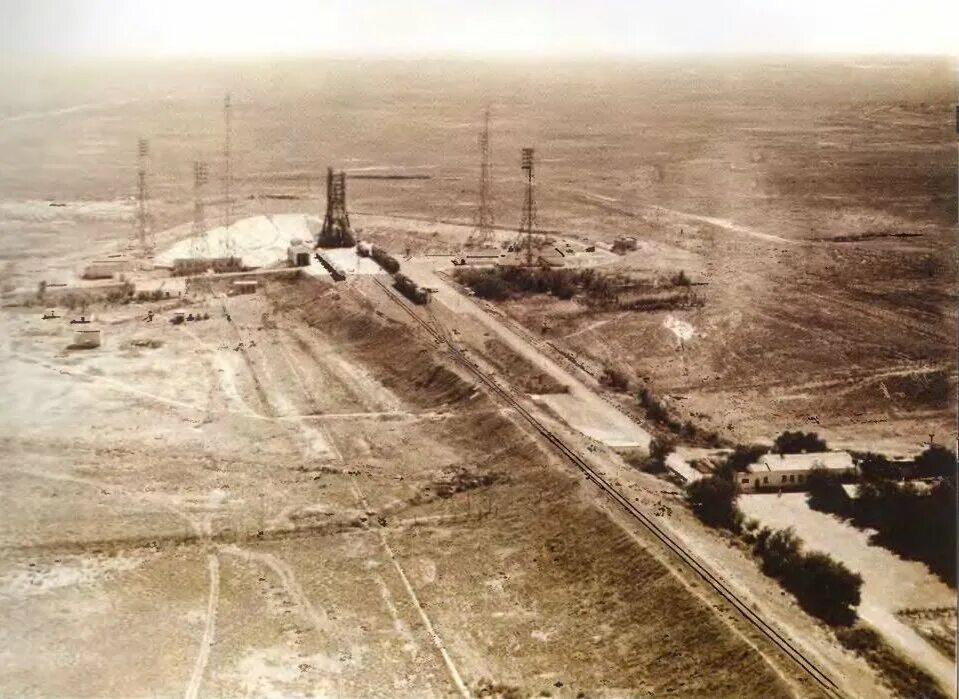 Как назывался первый полигон для запуска ракет. Космодром Байконур 1955 год. Начало строительства космодрома Байконур. Космодром Байконур 1957. 1955 — Основан космодром Байконур..