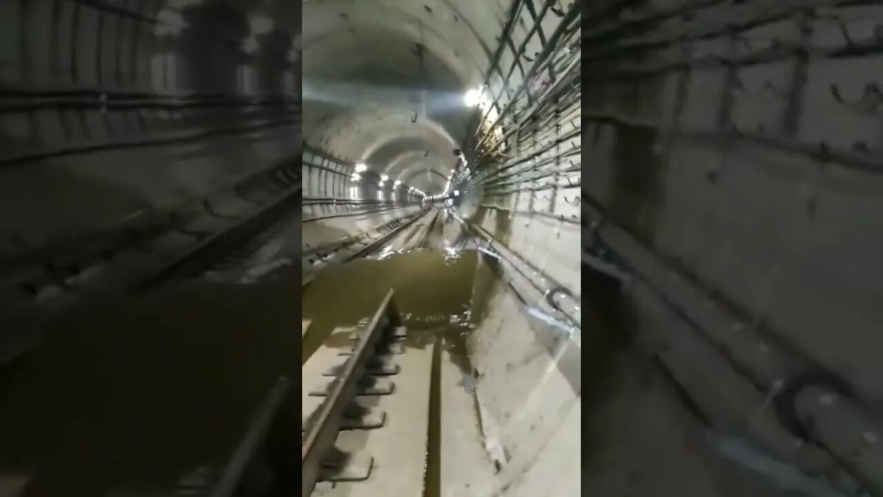 Что случилось на кольцевой линии метро. Тоннель метро бкл. тоннель московского метро. пробитый тоннель в метро. поезд в тоннеле метро.