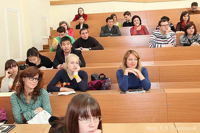 Мельников николай георгиевич мгу. Академия наук профессора. Константин анохин нейробиолог. Семенов вадим борисович мгу. Сергей николаевич мифи.