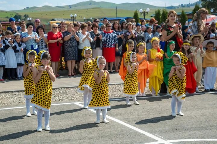 Погода кчр. Детский сад Радуга ст сторожевой Зеленчукского района. Ст сторожевая Зеленчукский район. Директор ст.сторожевая 2 Зеленчукского района КЧР. Детский сад Ручеек ст сторожевой Зеленчукского района.