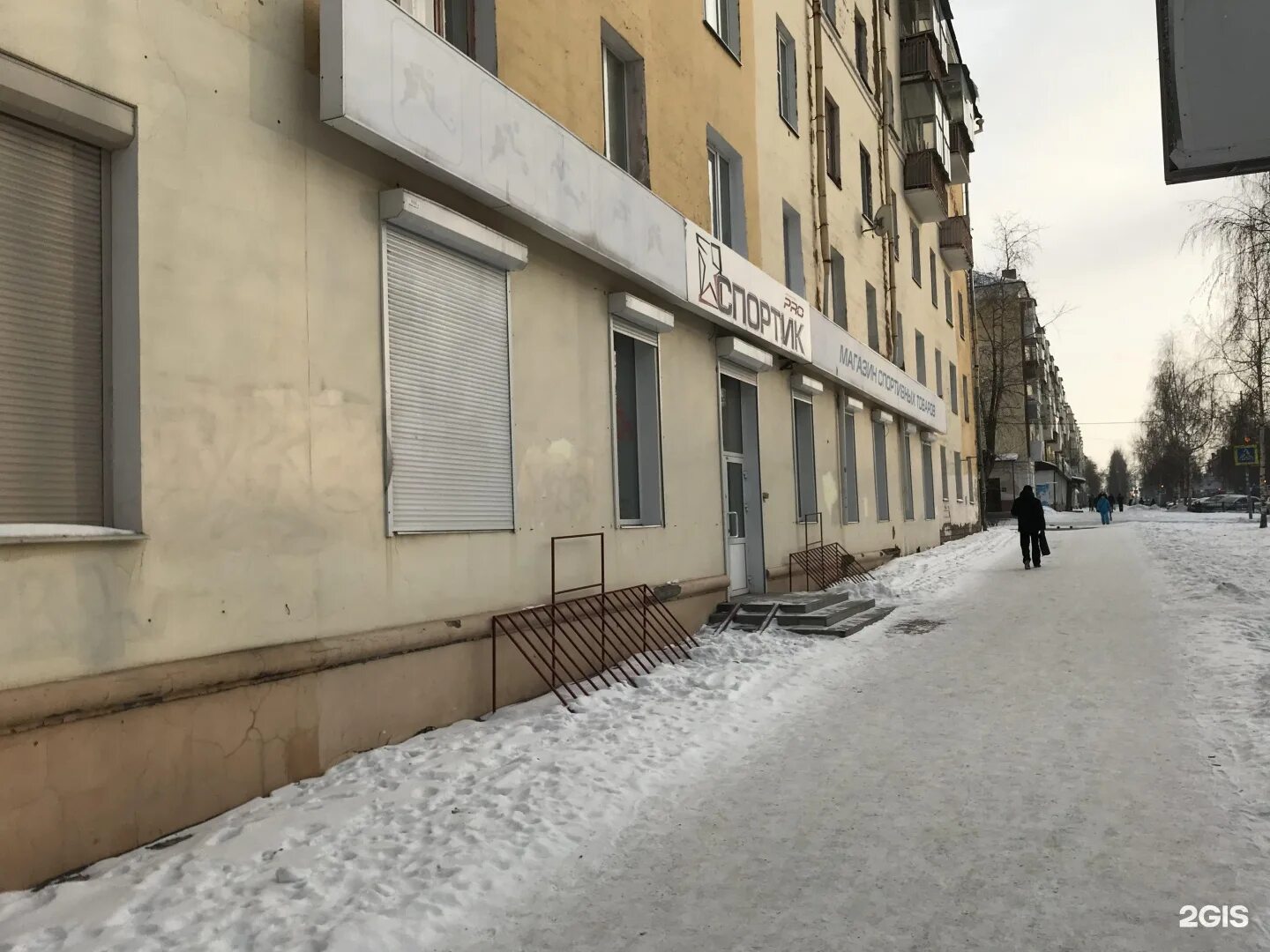 Современная отделка бани. Отделка балкона вагонкой штиль. Чижик вагонка. Вагонка для внешней отделки. Вагонка на потолок на балконе.
