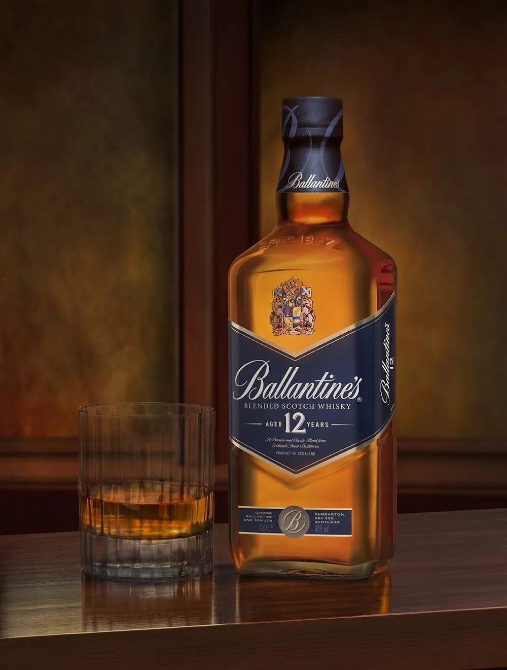 Ballantines scotch. Ballantines scotch whisky. баллантайнс barrel smooth. скотч виски баллантайнс. баллантайнс 12.