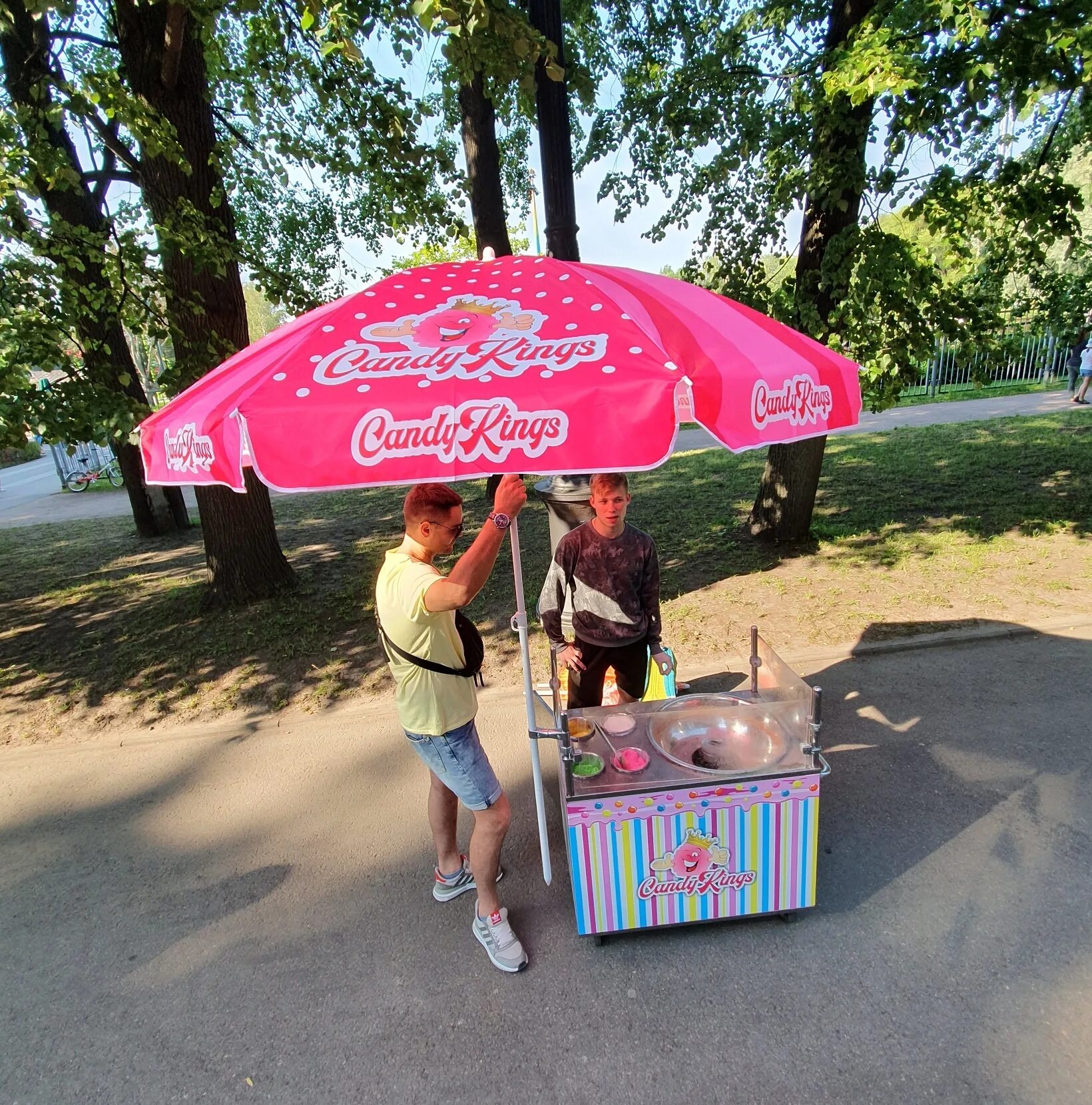Продавать сладкую вату