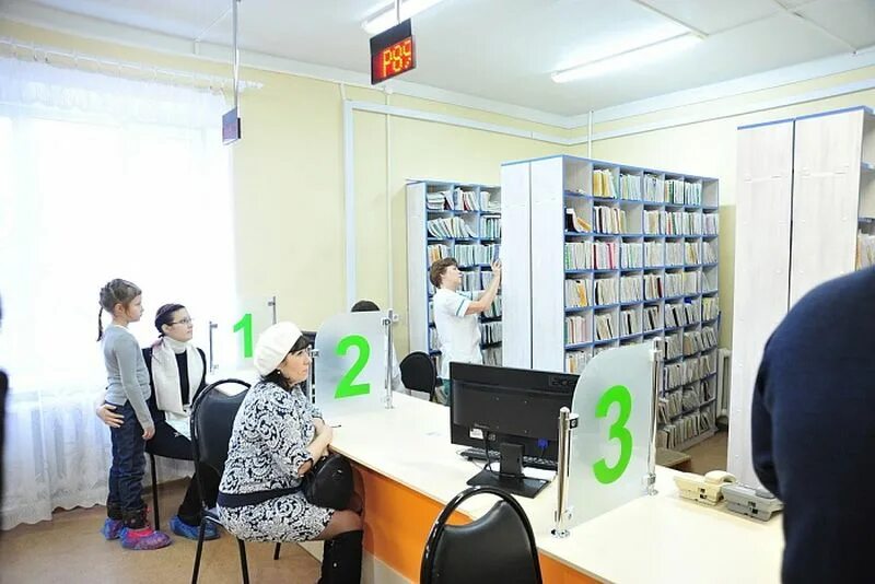Кировская црб. Црб. Омутнинская црб регистратура. Црб омутнинск стационар. Главврач црб омутнинск.