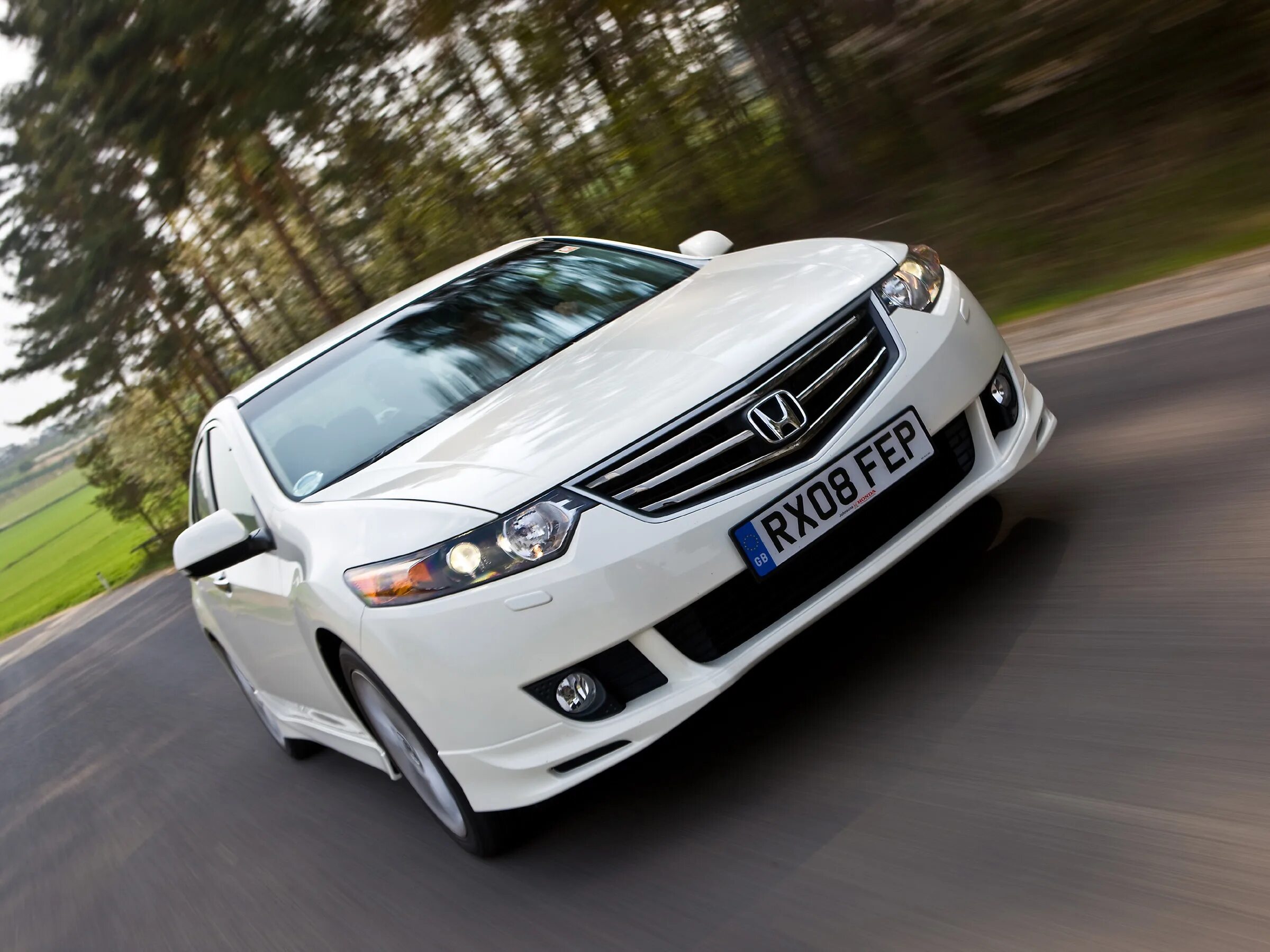 Аккорд объем двигателя. Honda accord 2008 белая. хонда аккорд 2008-2013. хонда аккорд 2008 белая. honda accord 8 2008.