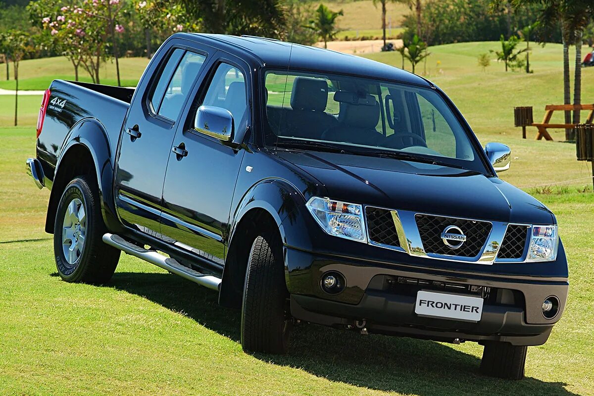 Ниссан бу ру. Nissan Navara. Ниссан Navara", 2009. Nissan Frontier. Ниссан Навара Фронтиер.