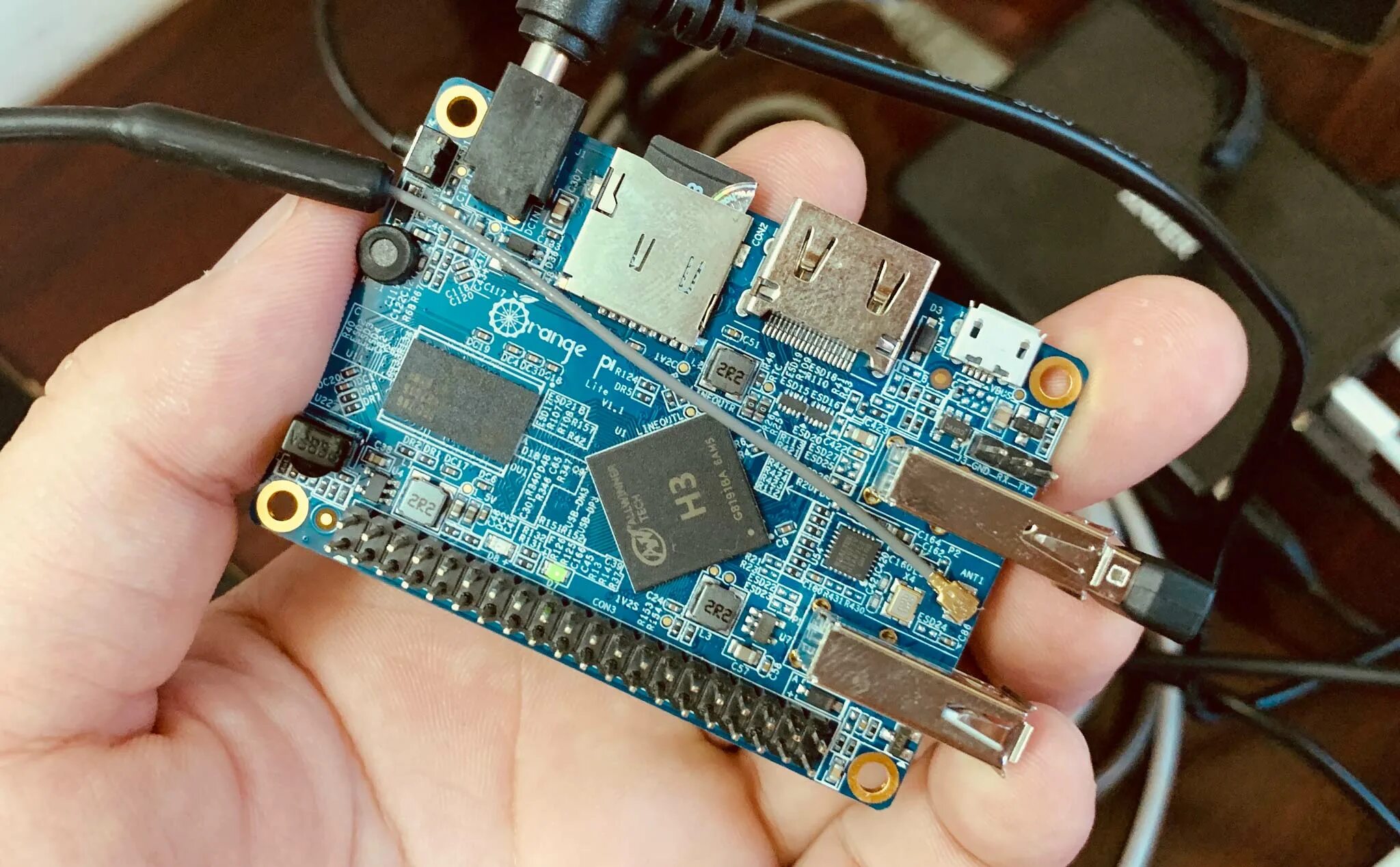 Orange pi экран. Orange pi v1.3. orange pi zero 3 pinout. orange pi динамик. orange pi zero os.