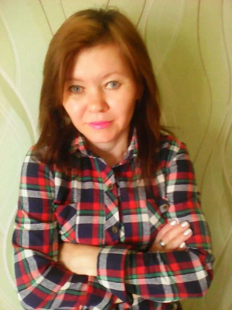 Г. Девушки в агидели. Женщины в агидели. Девушки в агидели. Женщины агидель.