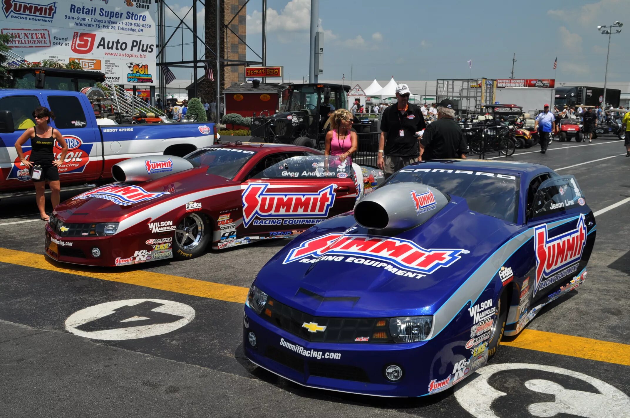 Racing mile. Машины драг рейсер. Drag Racing гонки. Драг рейсинг гонка. Автомобили для драг рейсинга.