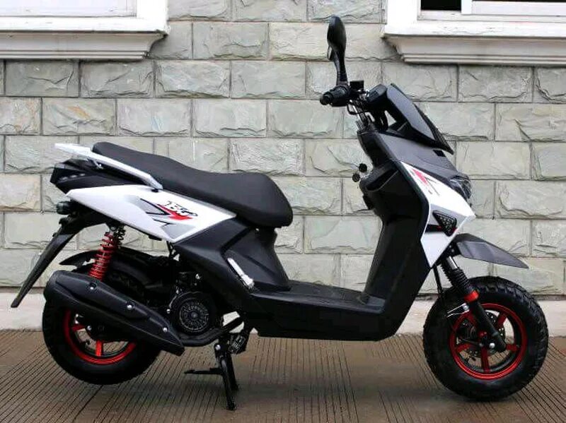 Мопеды 70 кубов. Скутер Spark sp150s-19. Скутер Spark 150. Скутер Spark 50 кубов. Скутер Спарк 50.