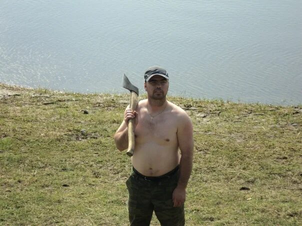 Аджман парфюм. Сахиб мамедов поэт азербайджана. Тура саидов. Тура саидов. Тура саидов.