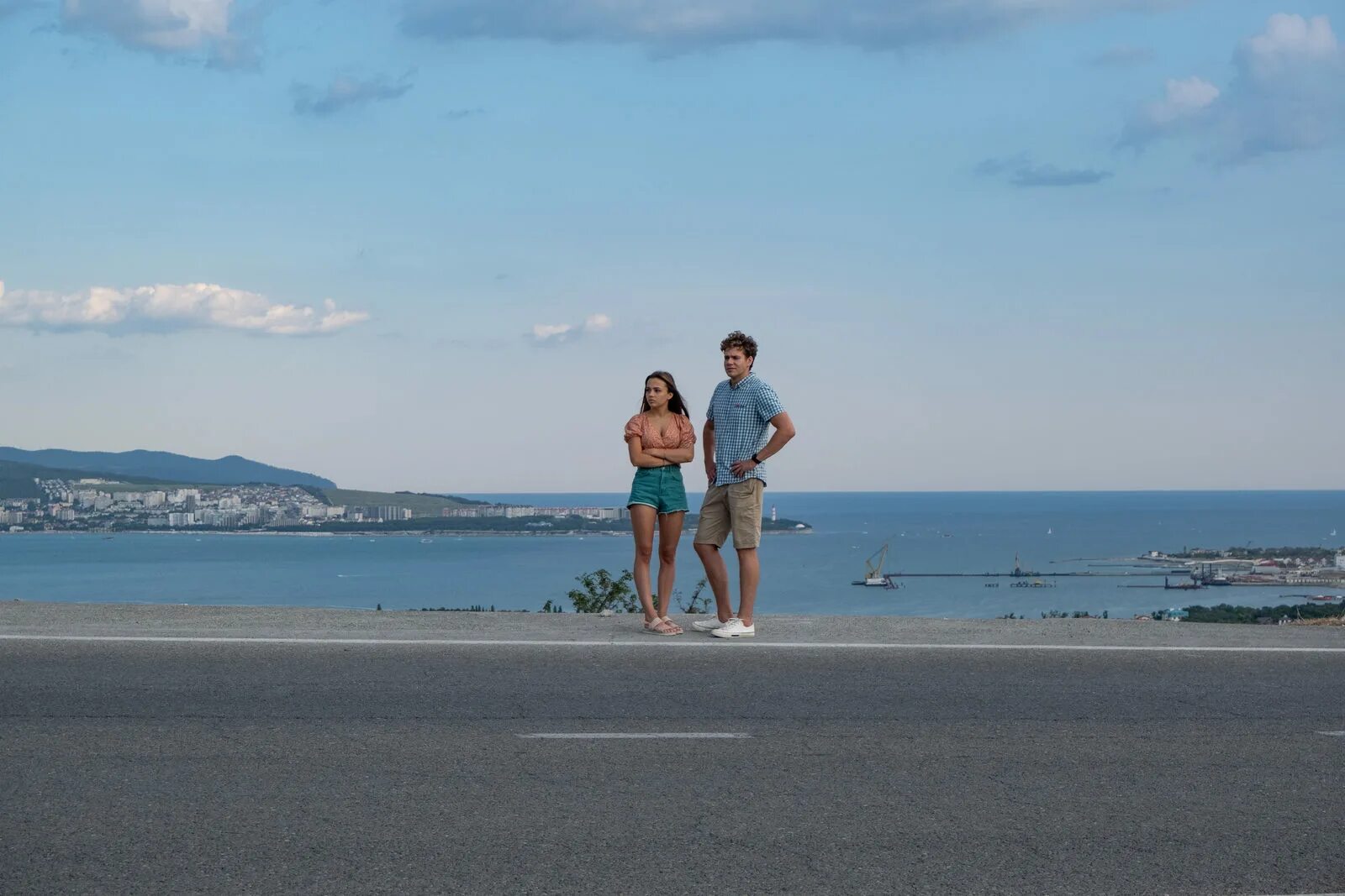 съемки сериала отпуск. отпуск геленджик фильм 2020. где снимался отдых. где снимался отдых. знаменитости отдыхающие в геленджике.