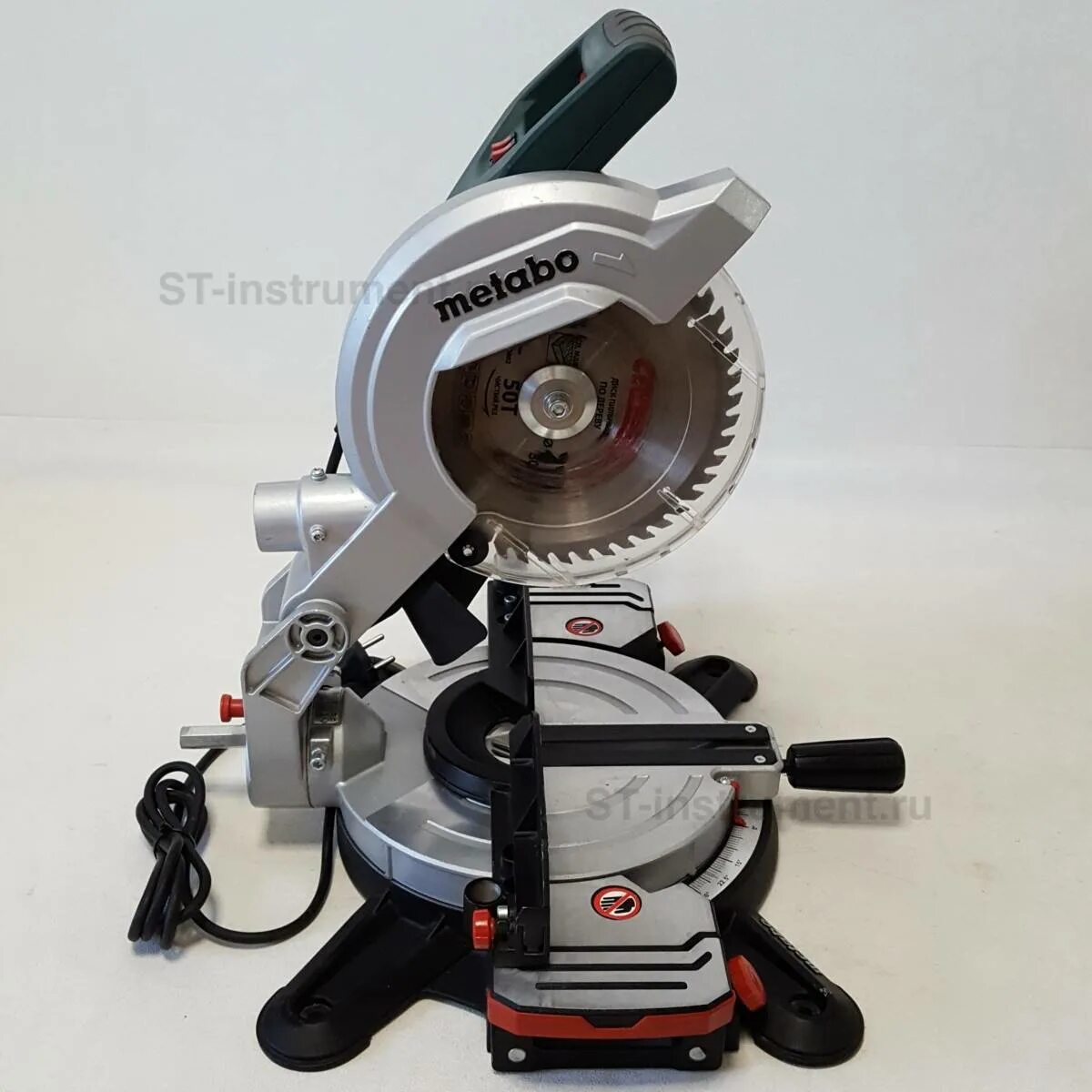 Пила 216. Метабо KS 216. Пила торцовочная Metabo ks216m. Metabo 216 m Lasercut. Торцовочная пила Metabo KS 216 Lasercut.