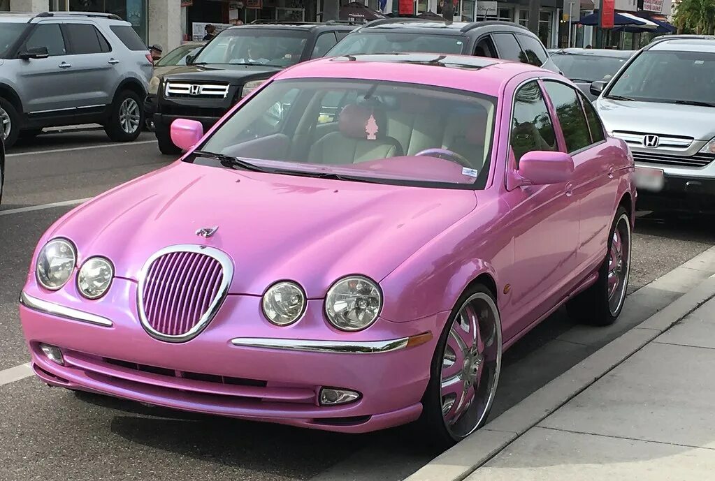 Цвет 1994. Цвет jaguar x-type. ягуар x type цвет. jaguar xj розовый. jaguar purple (ягуар пурпл).