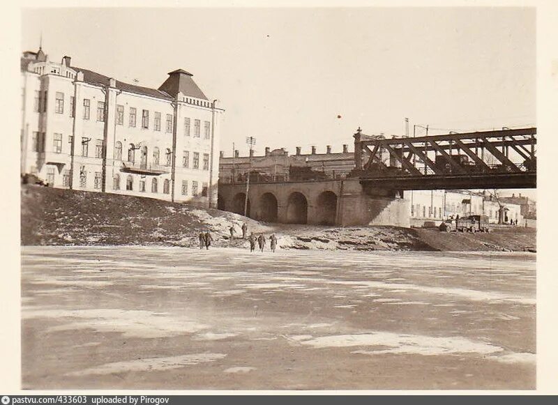 Орел история создания. Город орёл 19 век гимназия. марiинскiй мост город орёл. мариинский мост орел. красный мариинский мост в орле.