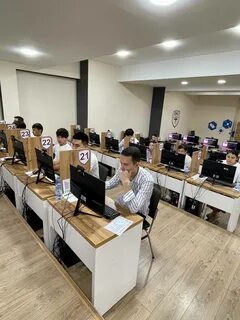 Ему университет