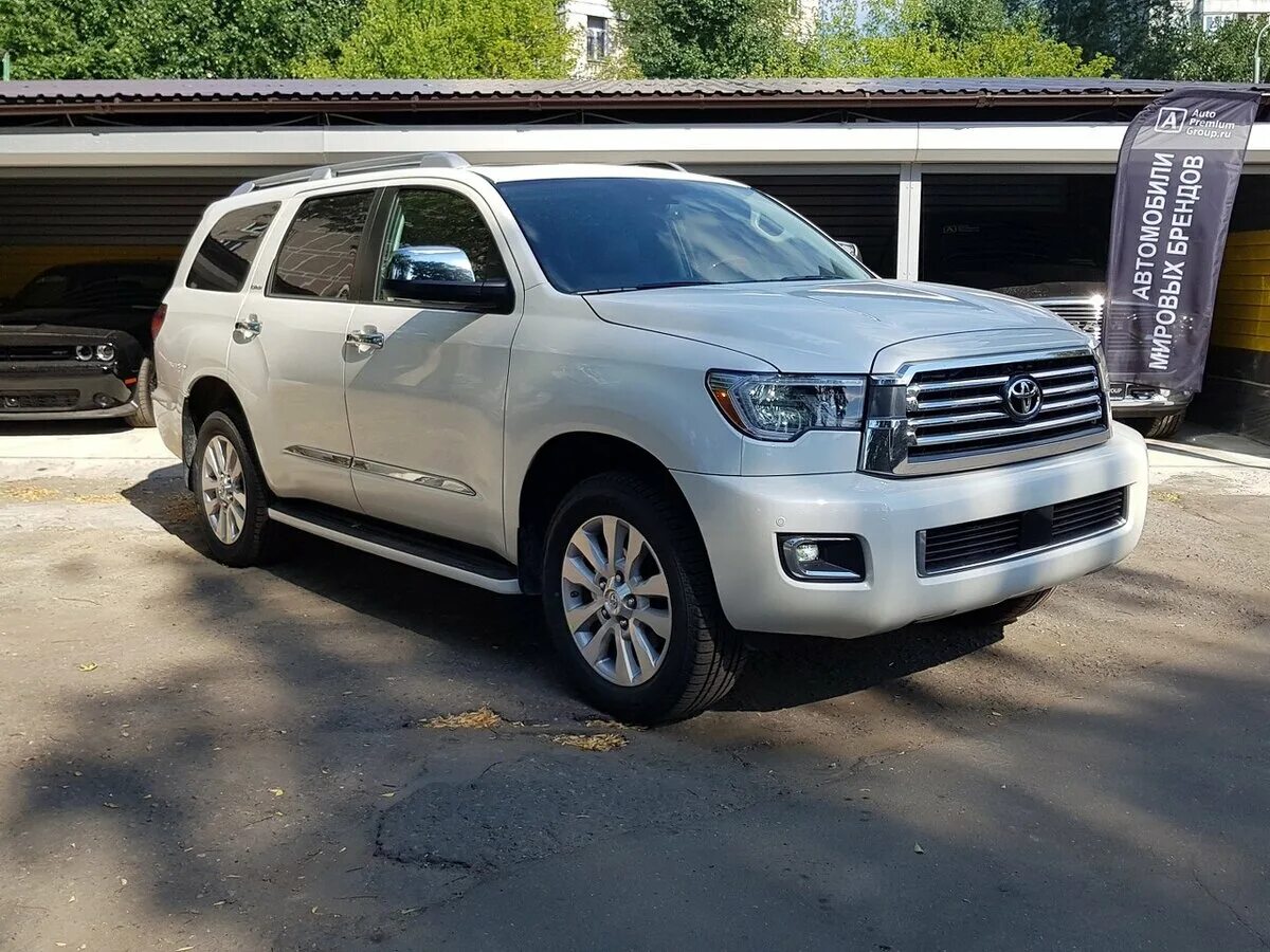 Тойота секвойя 2023 салон. Toyota sequoia 2007 limited. Тойота секвойя 2022 в новом кузове салон. Тойота секвойя 2022 салон. Комплектации новой тойота секвойя.