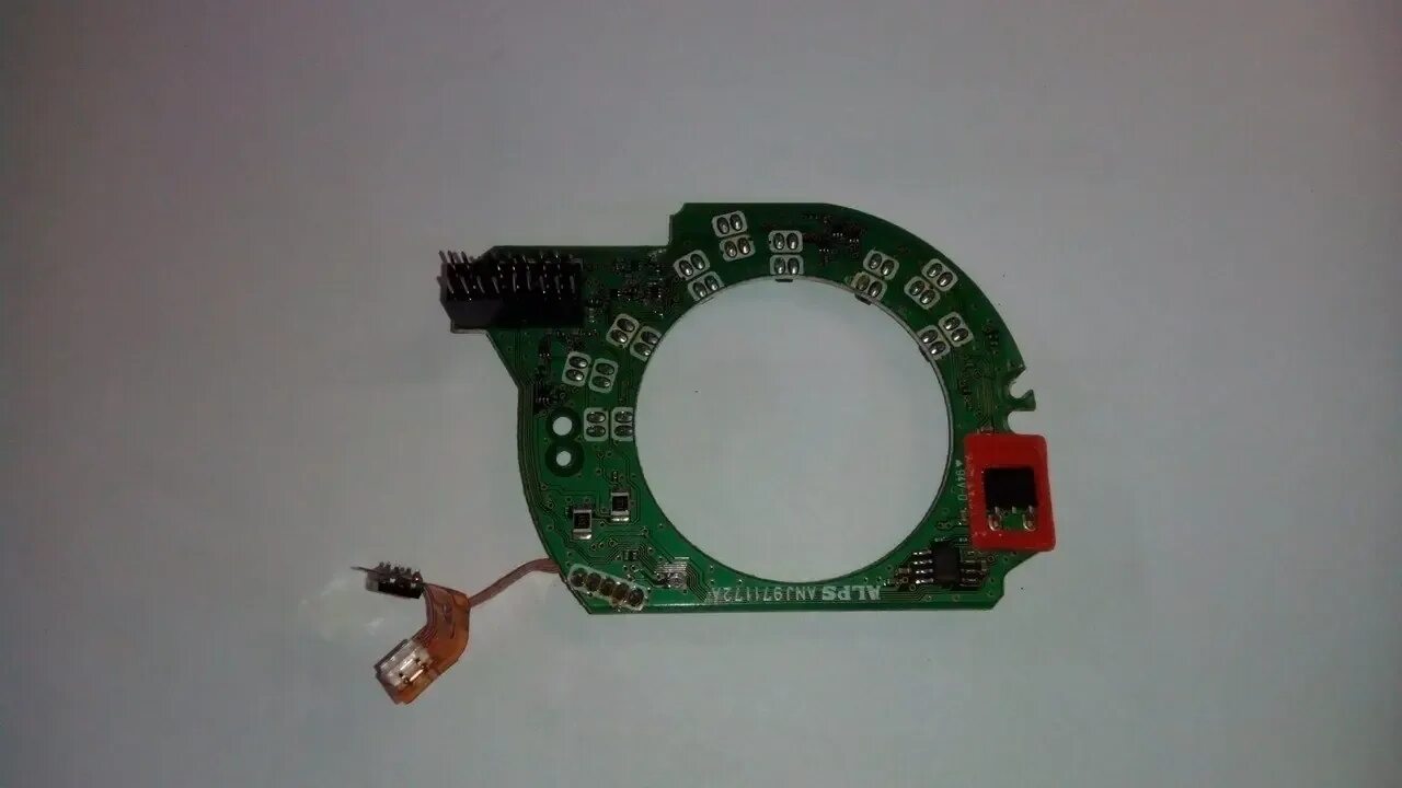 Датчик угла поворота рулевого колеса вольво xc90. Хс90 датчик угла поворота. Хс90 датчик угла поворота. Хс90 датчик угла поворота. Хс90 датчик угла поворота.