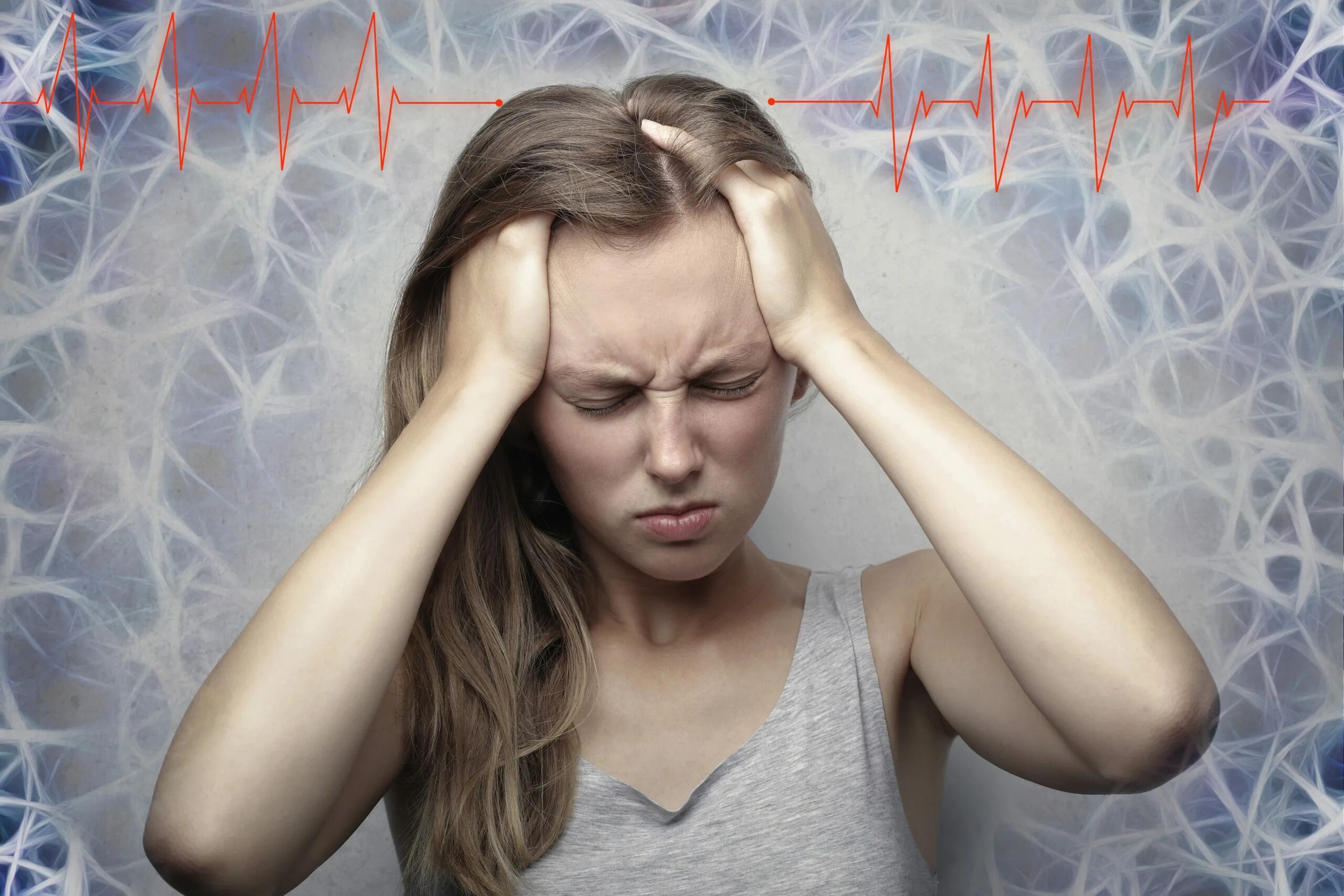 Люди страдающие паническими. Тревога и стресс. Люди страдающие паническими. Тревожные люди. Расстроенная женщина.