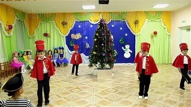 Рыцари танец детский утренник новогодний. Гусары в детском саду. Детский костюм гусара. Гусарский бал в детском саду. Гусары в детском саду.