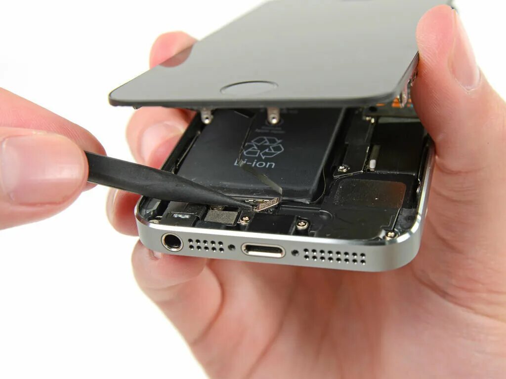 iPhone Şarj girişi Nasıl Temizlenir? Iphone charger, Iphone cable, Iphone charge