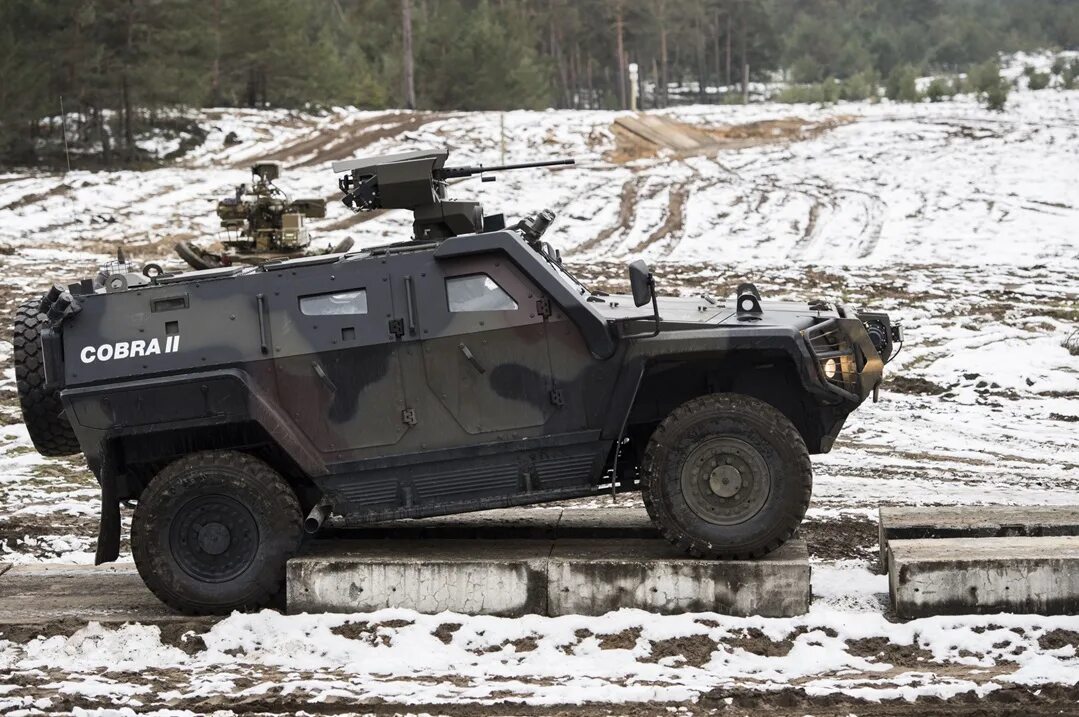 Cobra 2 3. Бронемашина Otokar-Cobra 2. Бронеавтомобиль Отокар Кобра. Otokar Cobra II 4x4. Турецкая бронемашина Кобра.