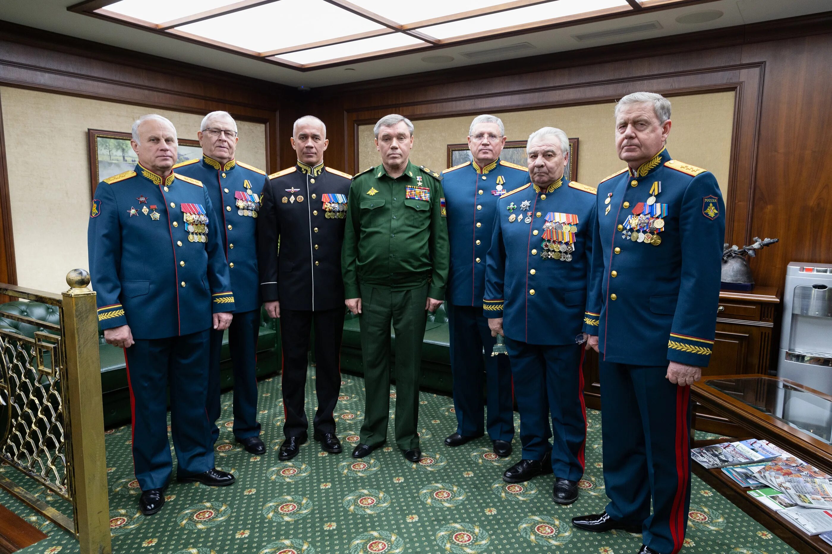 Генерал армии валерий герасимов. Генералы главного управления. Начальник гру россии игорь коробов. Начальник 12 гумо колесников. Шамарин вадим анатольевич начальник связи.